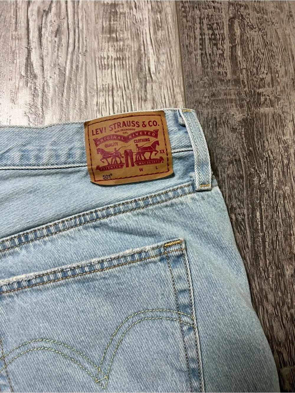 Levi's - Women’s Baggy denim Women’s short size 34